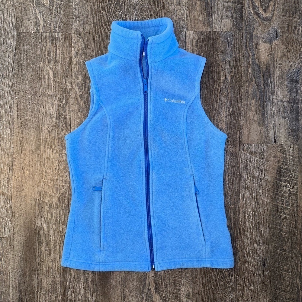 Blue Columbia vest excellent condition size small